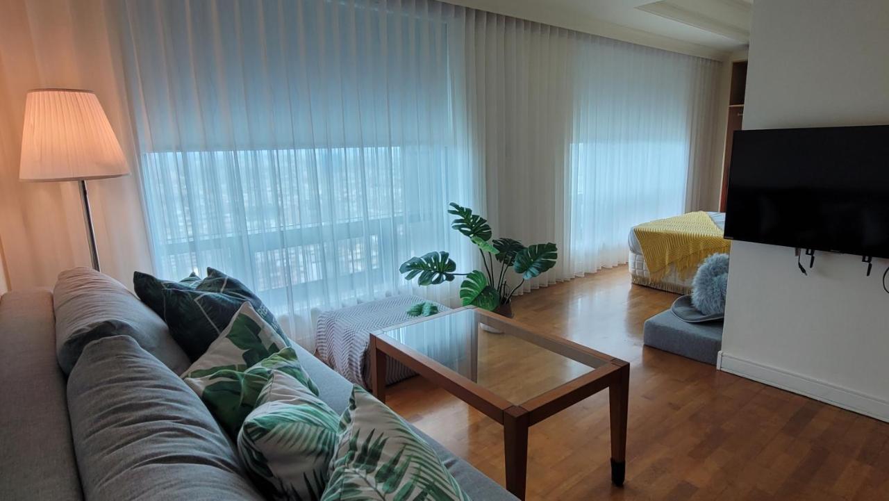 行草景觀公寓 Corner Inn Taichung Eksteriør bilde